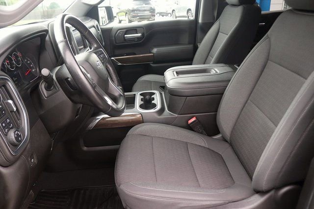 Used 2022 Chevrolet Silverado 1500 RST w/ Convenience Package II image 13