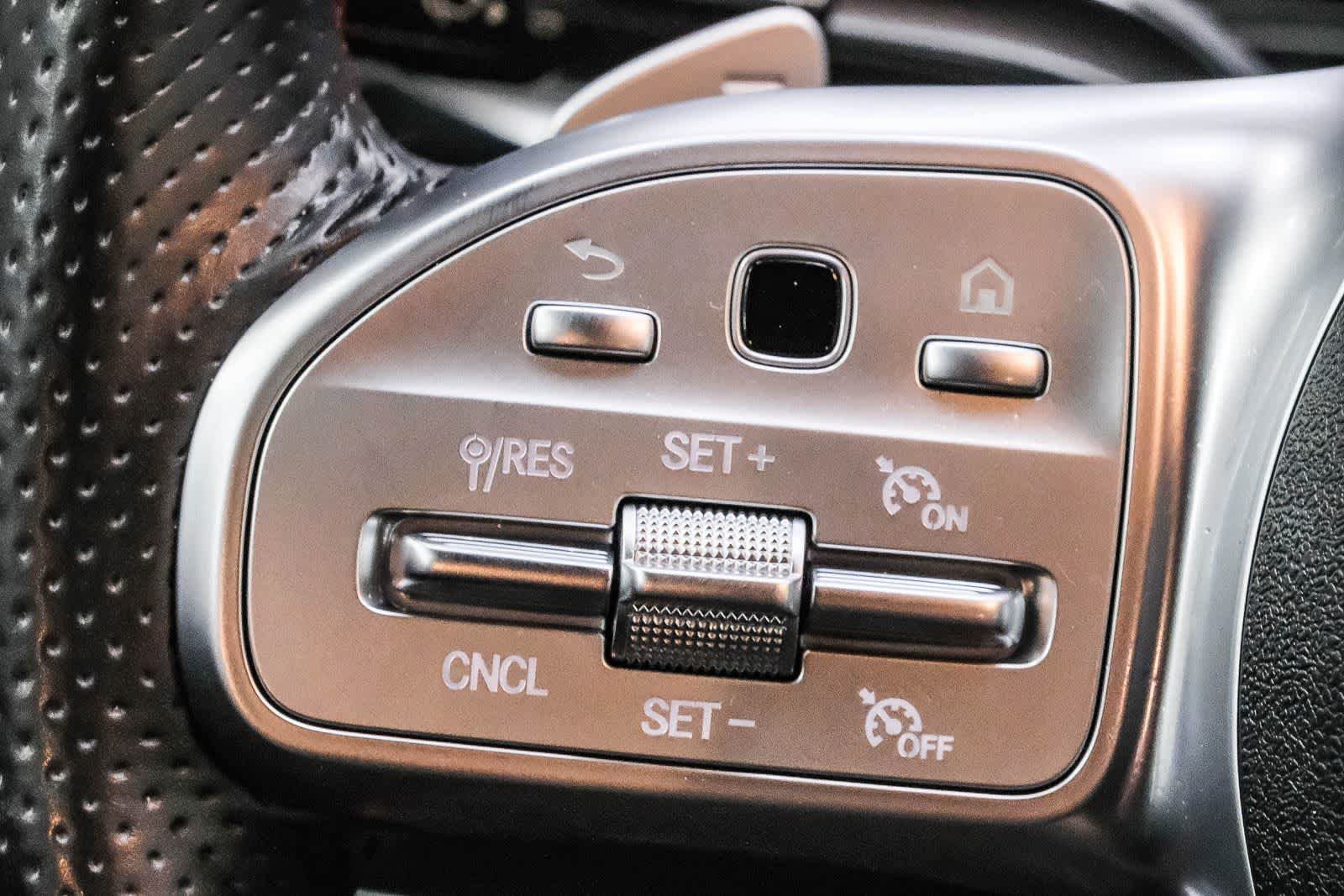 Certified 2023 Mercedes-Benz GLA 35 AMG 4MATIC image 21