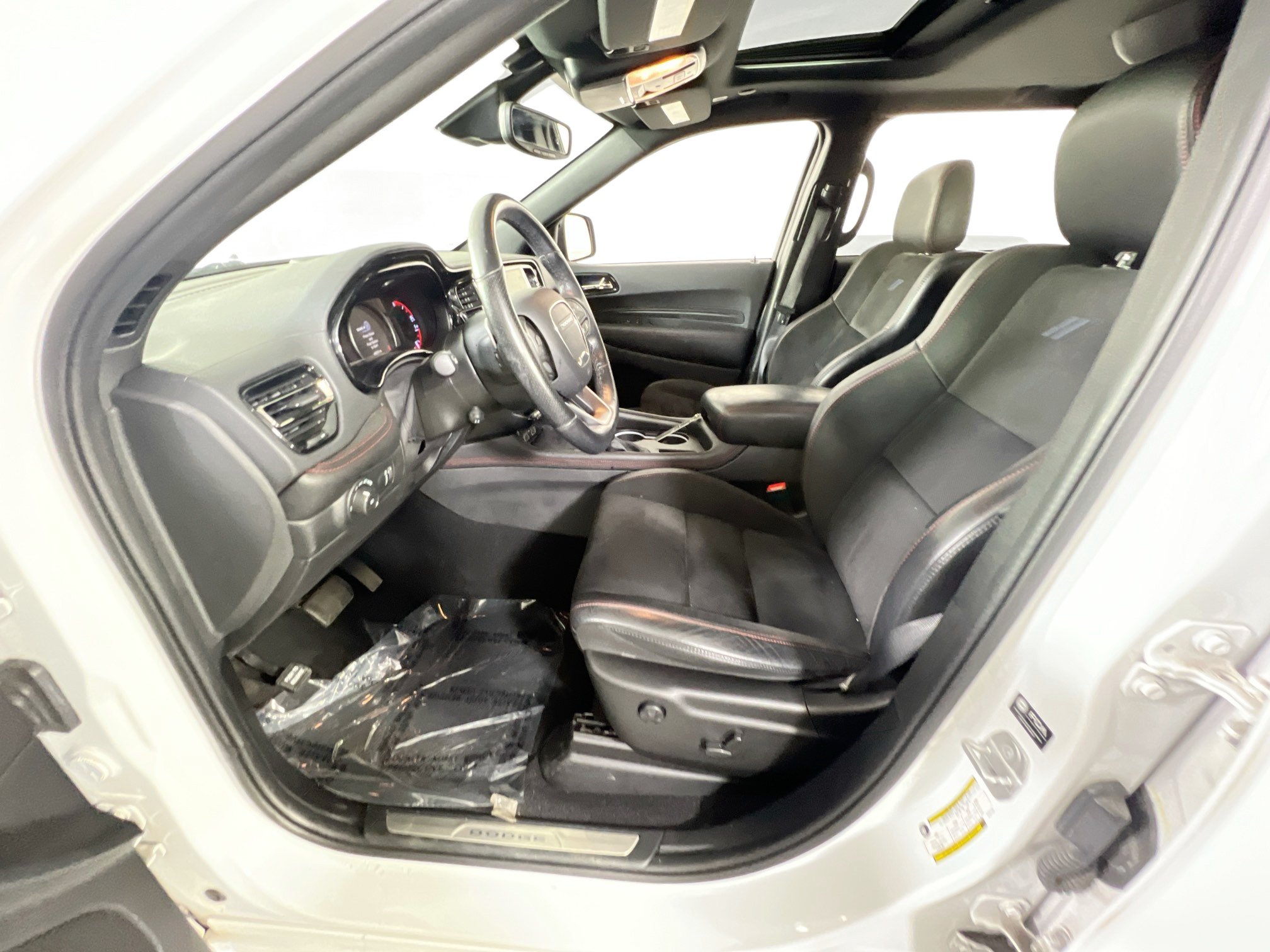 Used 2023 Dodge Durango R/T w/ Tow 'N Go Package AWD/4WD image 21