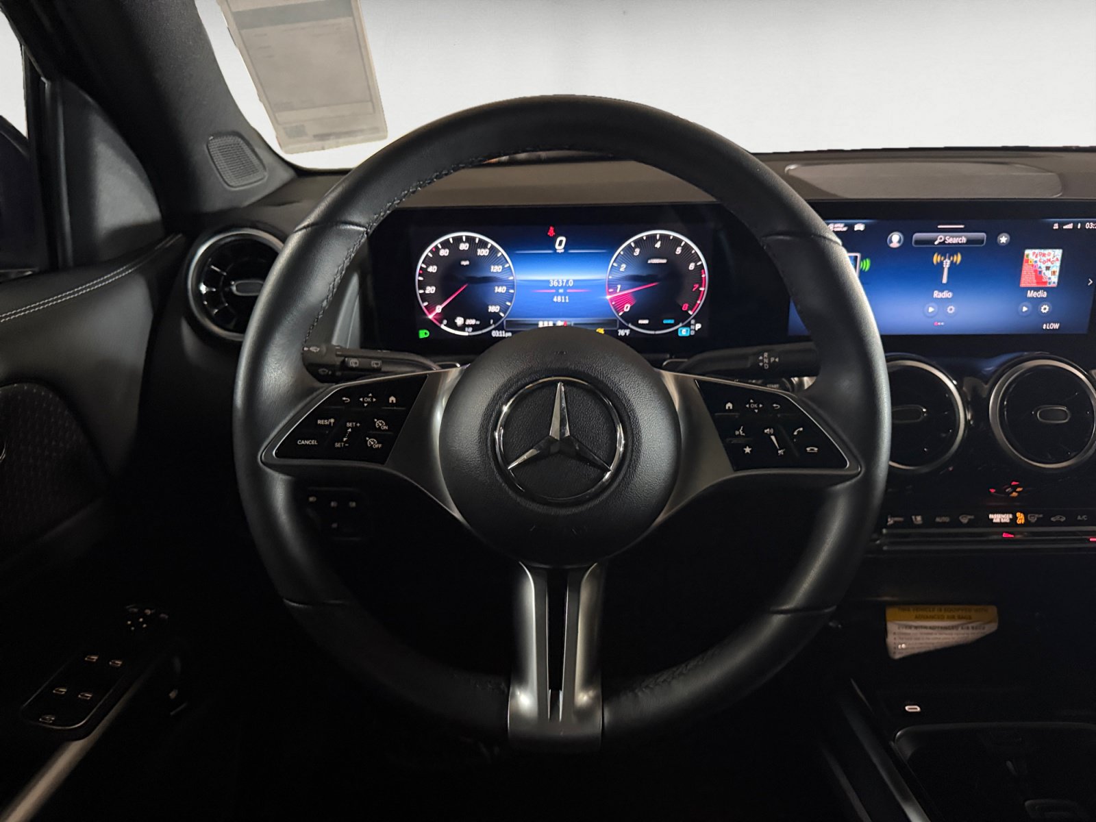 Used 2026 Mercedes-Benz GLB 250 image 11