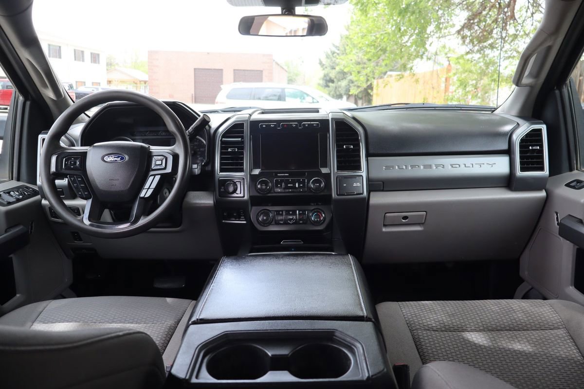 Used 2020 Ford F350 XLT w/ XLT Premium Package AWD/4WD image 16