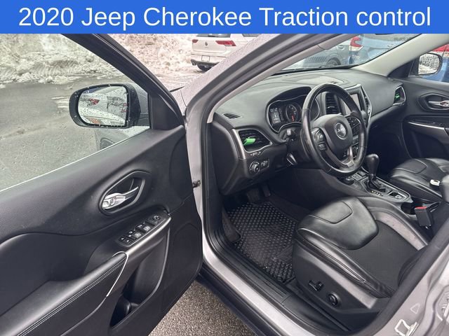 Used 2020 Jeep Cherokee Latitude Plus w/ Cold Weather Group image 12