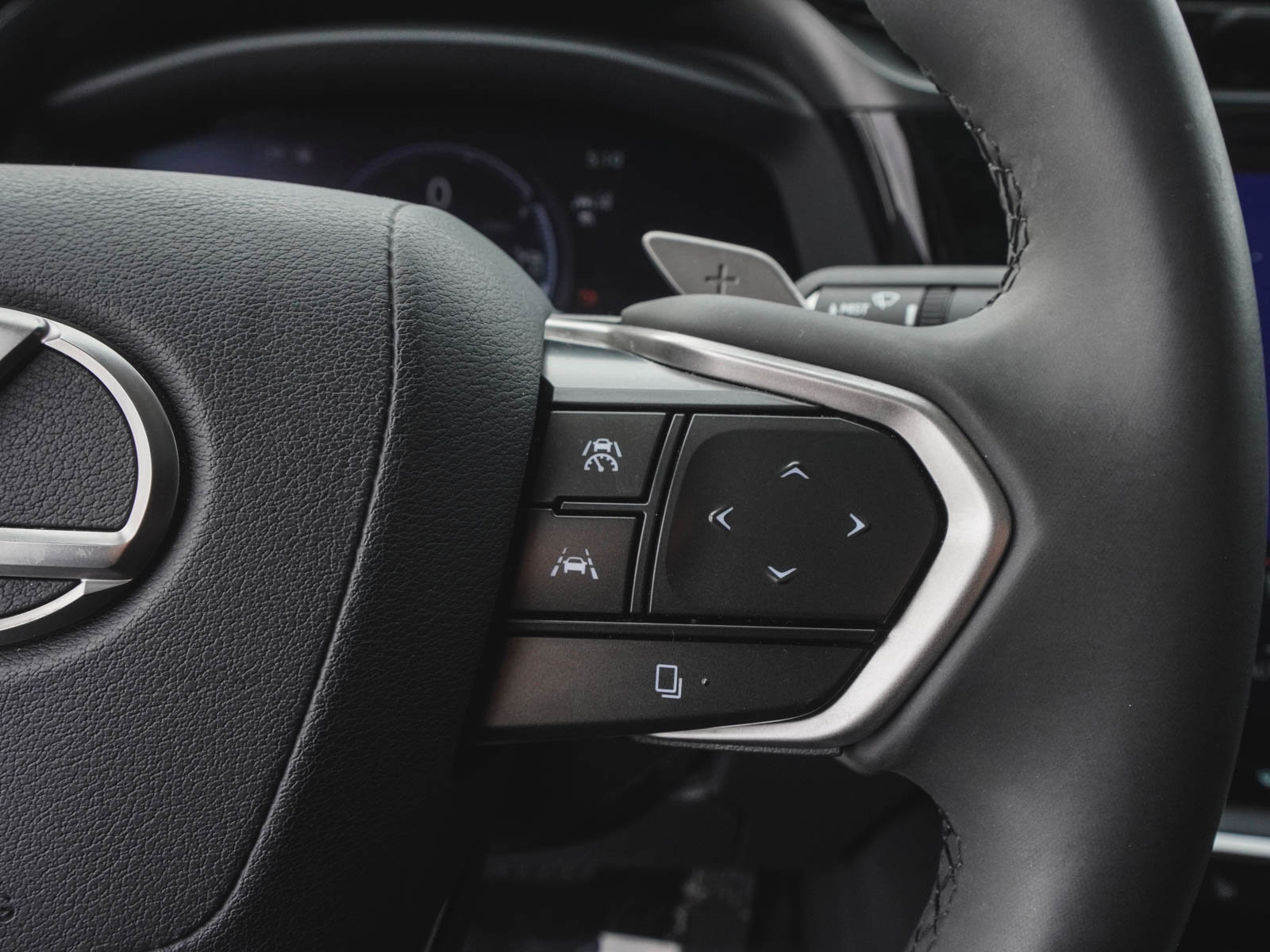 Used 2023 Lexus RZ 450e Premium w/ Technology Package image 22