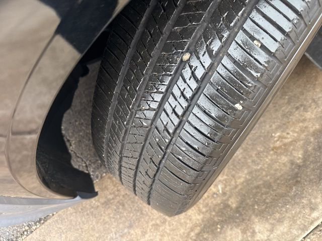 Certified 2025 Lexus RZ 450e 450e Premium w/ Technology Package image 9