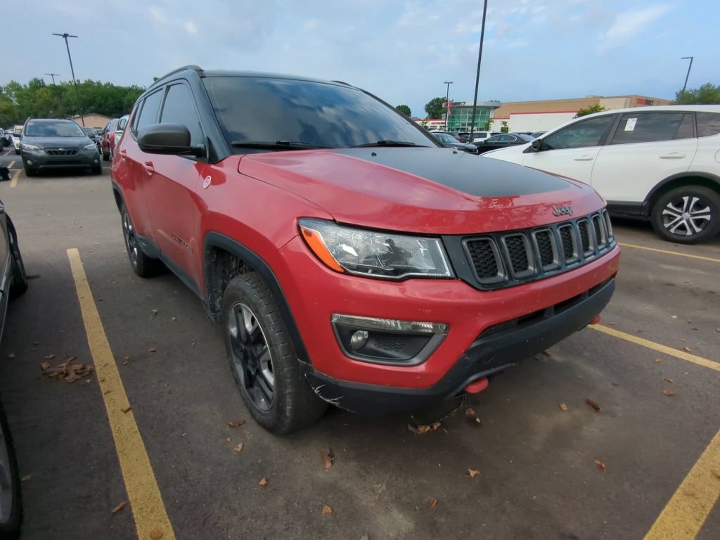 Used 2018 Jeep Compass Trailhawk w/ Navigation Group AWD/4WD image 2