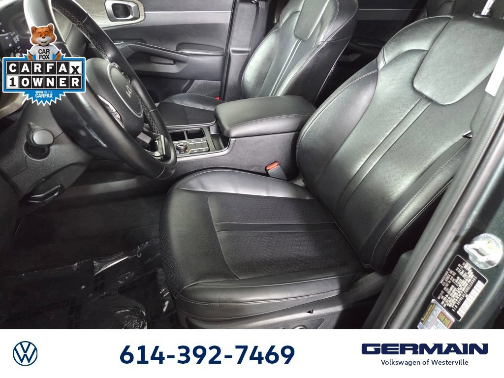 Used 2022 Kia Sorento S w/ Panoramic Sunroof Package AWD/4WD image 14