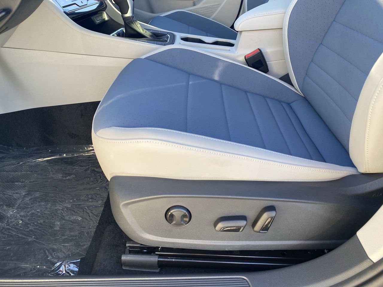 New 2026 Volkswagen Jetta SE image 16