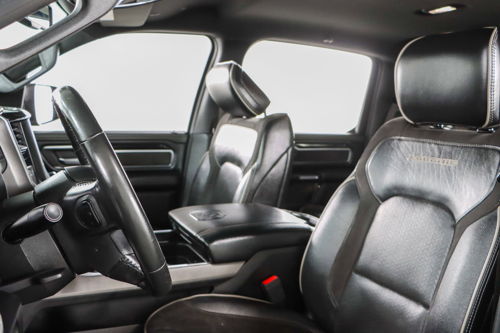 Used 2020 RAM 1500 Laramie w/ Sport Appearance Package image 24