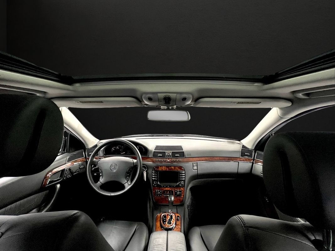Used 2004 Mercedes-Benz S 500 4MATIC image 17