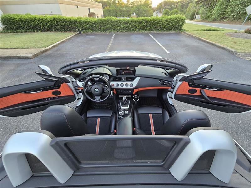 Used 2015 BMW Z4 sDrive35is RWD image 27