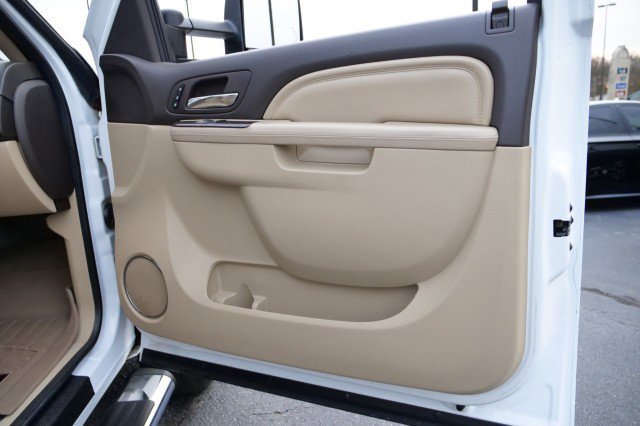 Used 2011 GMC Sierra 3500 Denali image 40