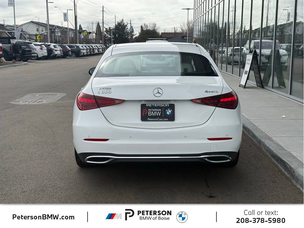 Used 2025 Mercedes-Benz C 300 4MATIC Sedan image 4