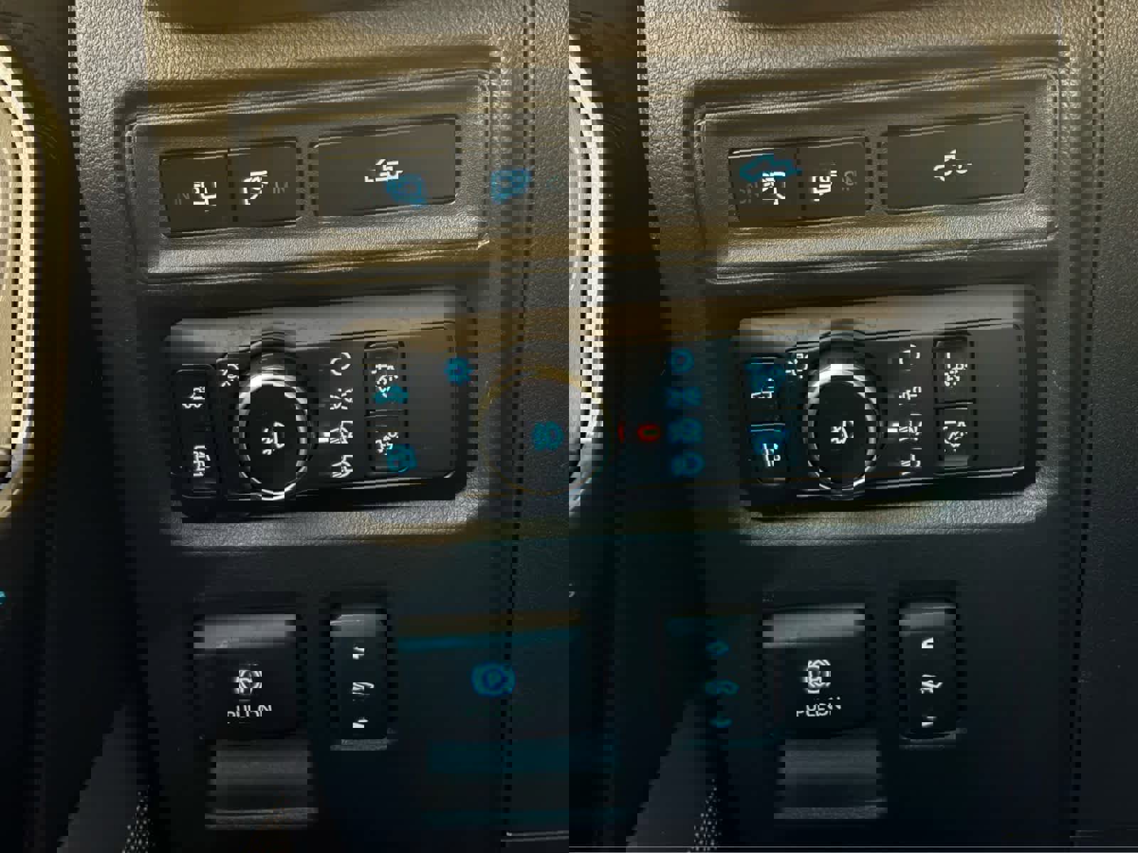 Used 2023 Ford F150 Lariat w/ Equipment Group 502A High image 22