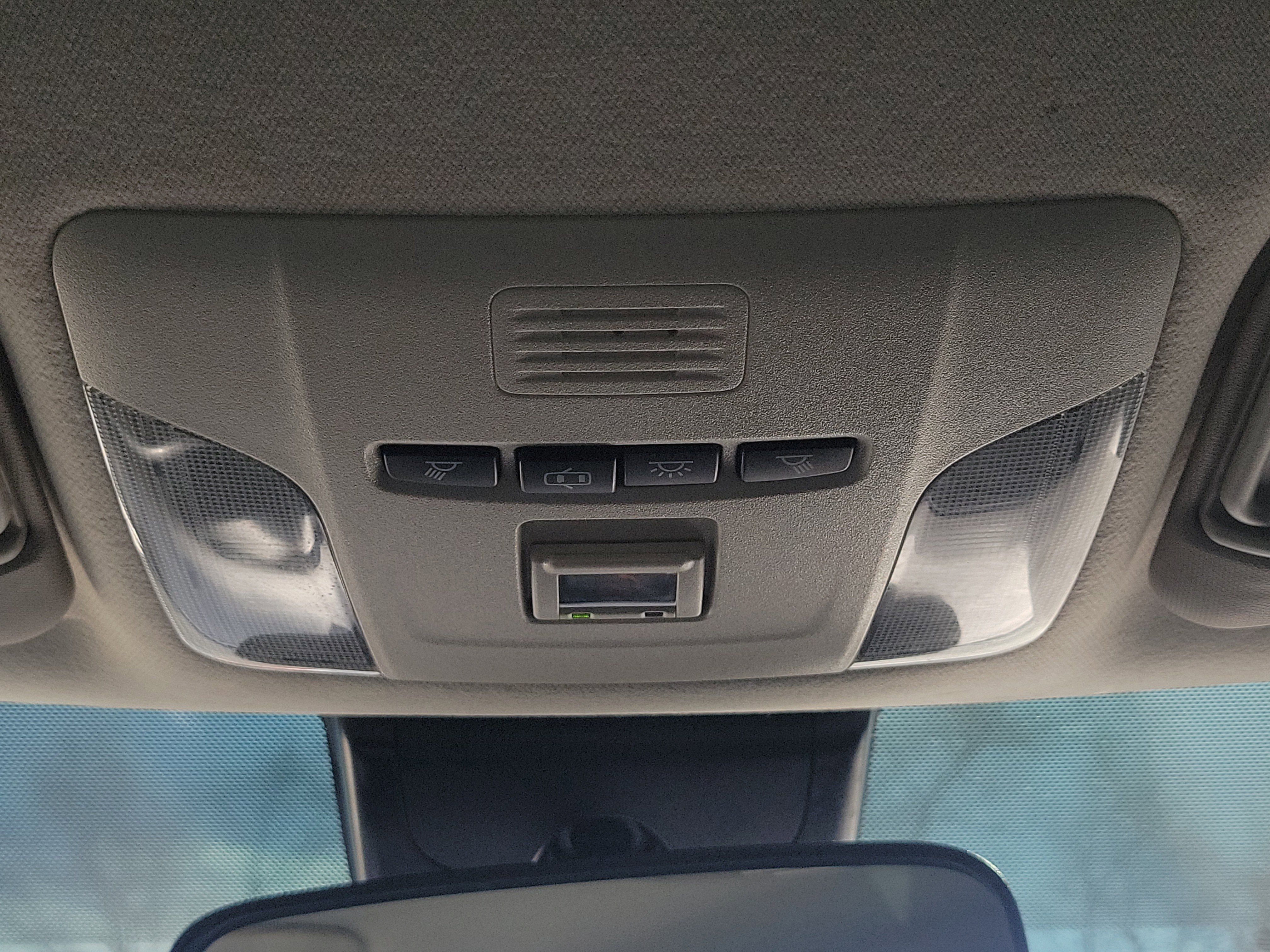 Used 2022 Toyota Corolla LE image 31