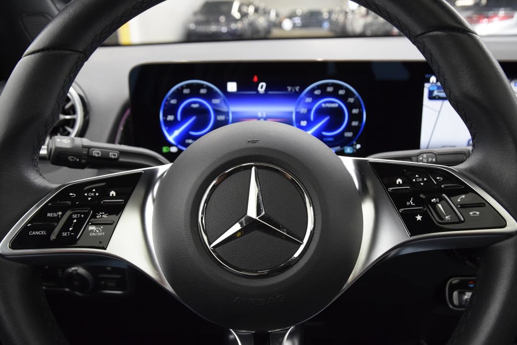 Certified 2024 Mercedes-Benz EQB 300 4MATIC image 23