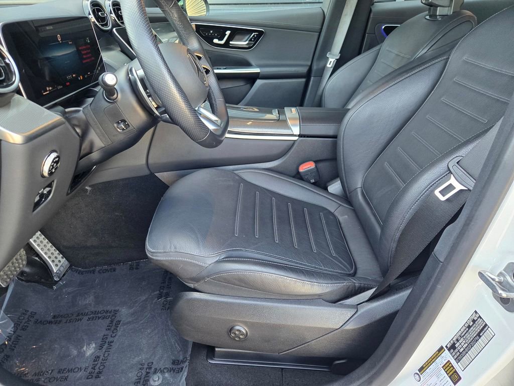 Used 2025 Mercedes-Benz GLC 43 AMG 4MATIC image 25