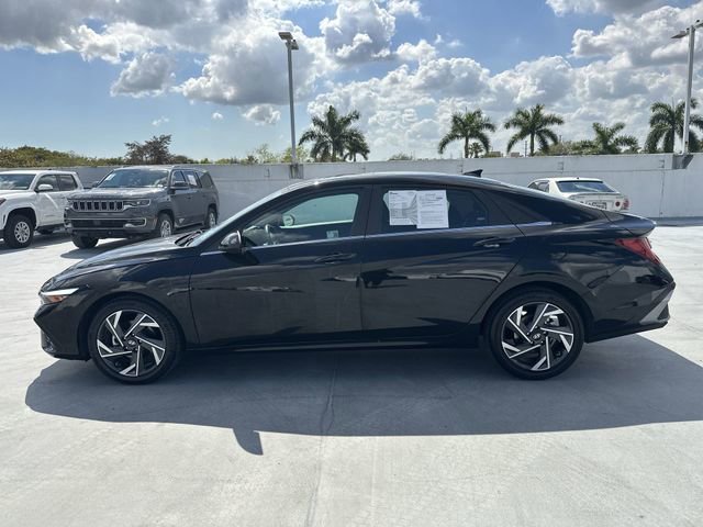 Used 2025 Hyundai Elantra SEL image 26