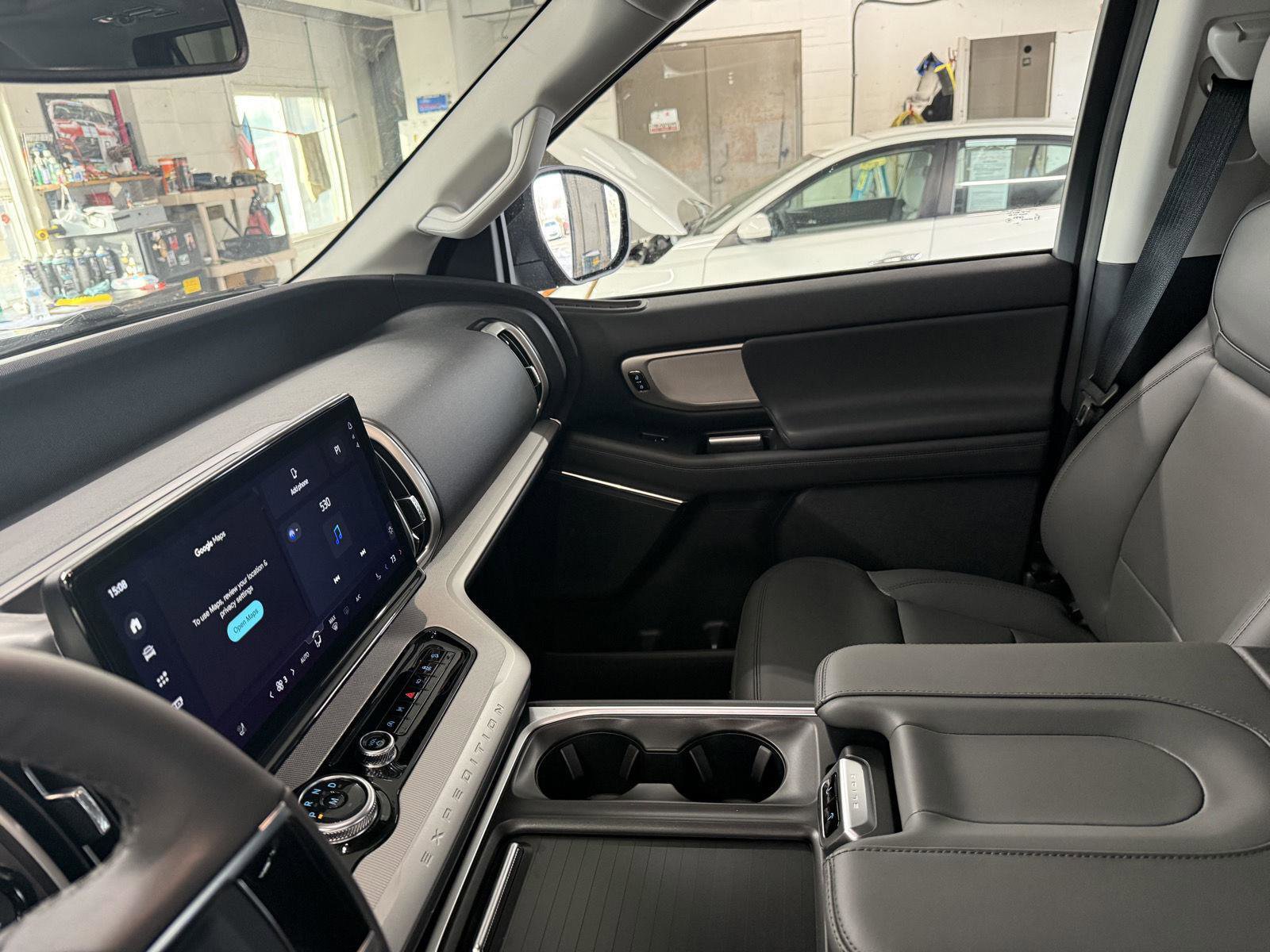 New 2026 Ford Expedition Active image 15