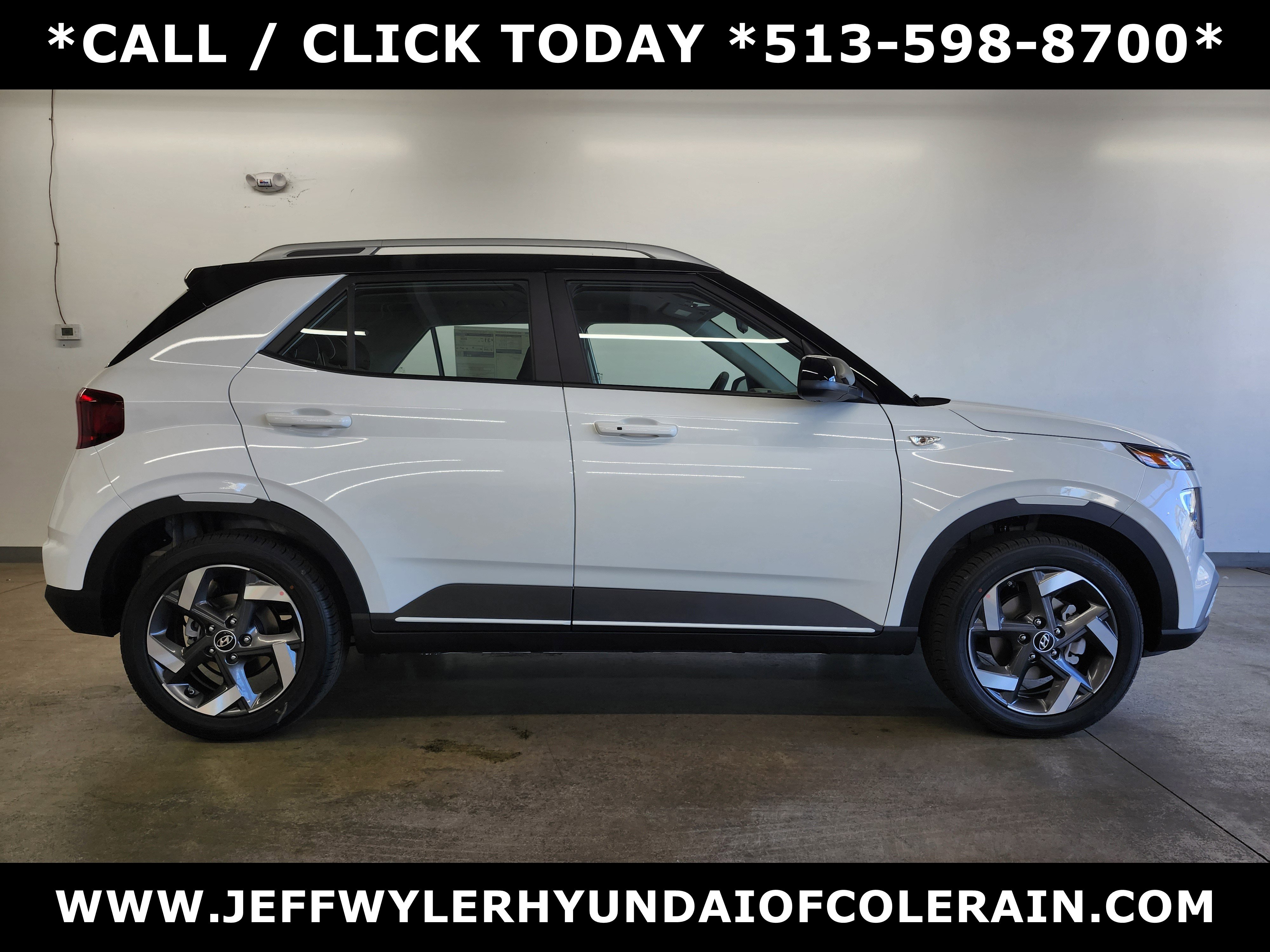 New 2026 Hyundai Venue SEL image 2