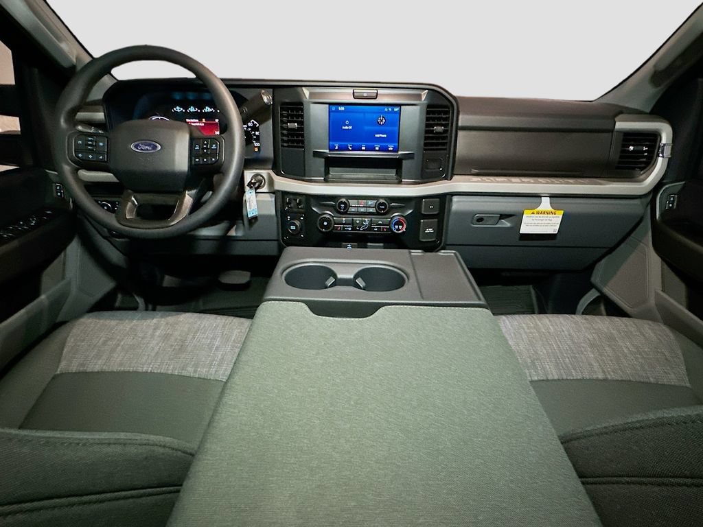 New 2026 Ford F450 XLT w/ XLT Value Package AWD/4WD image 8