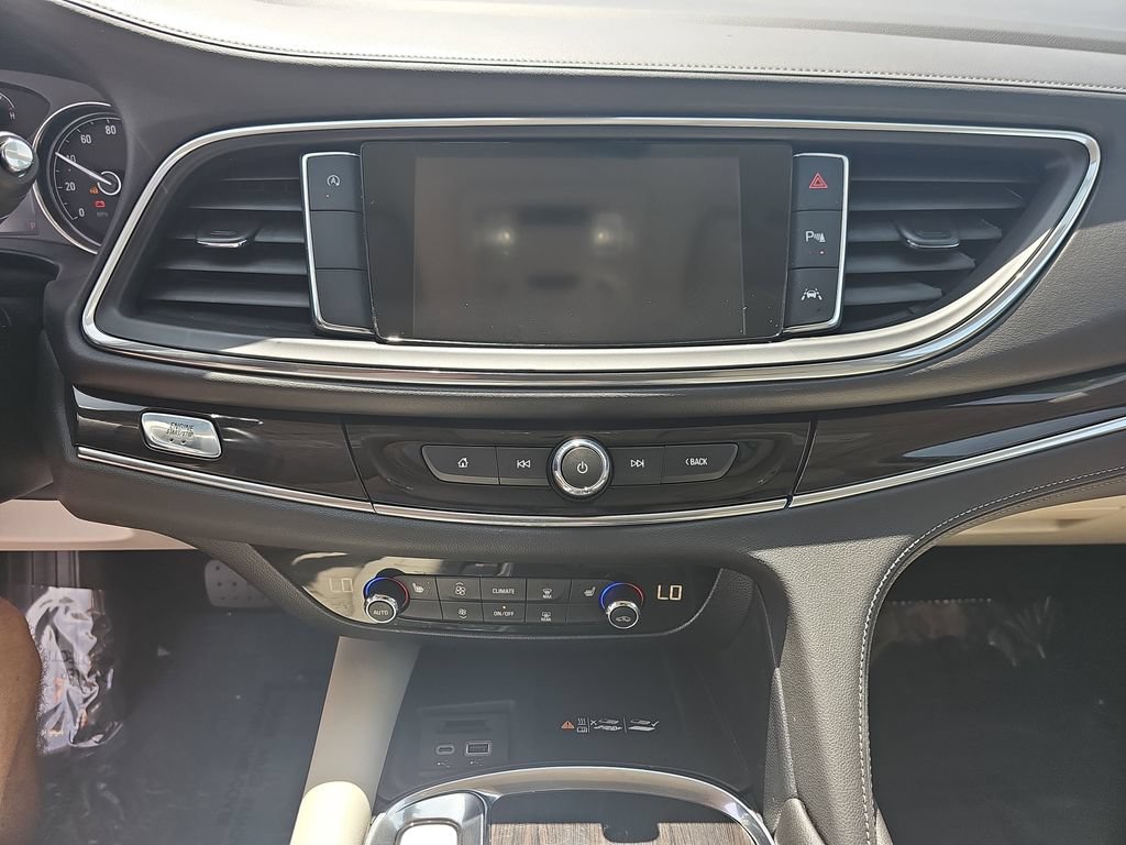 Certified 2024 Buick Enclave Essence w/ Sport Touring Edition FWD image 26