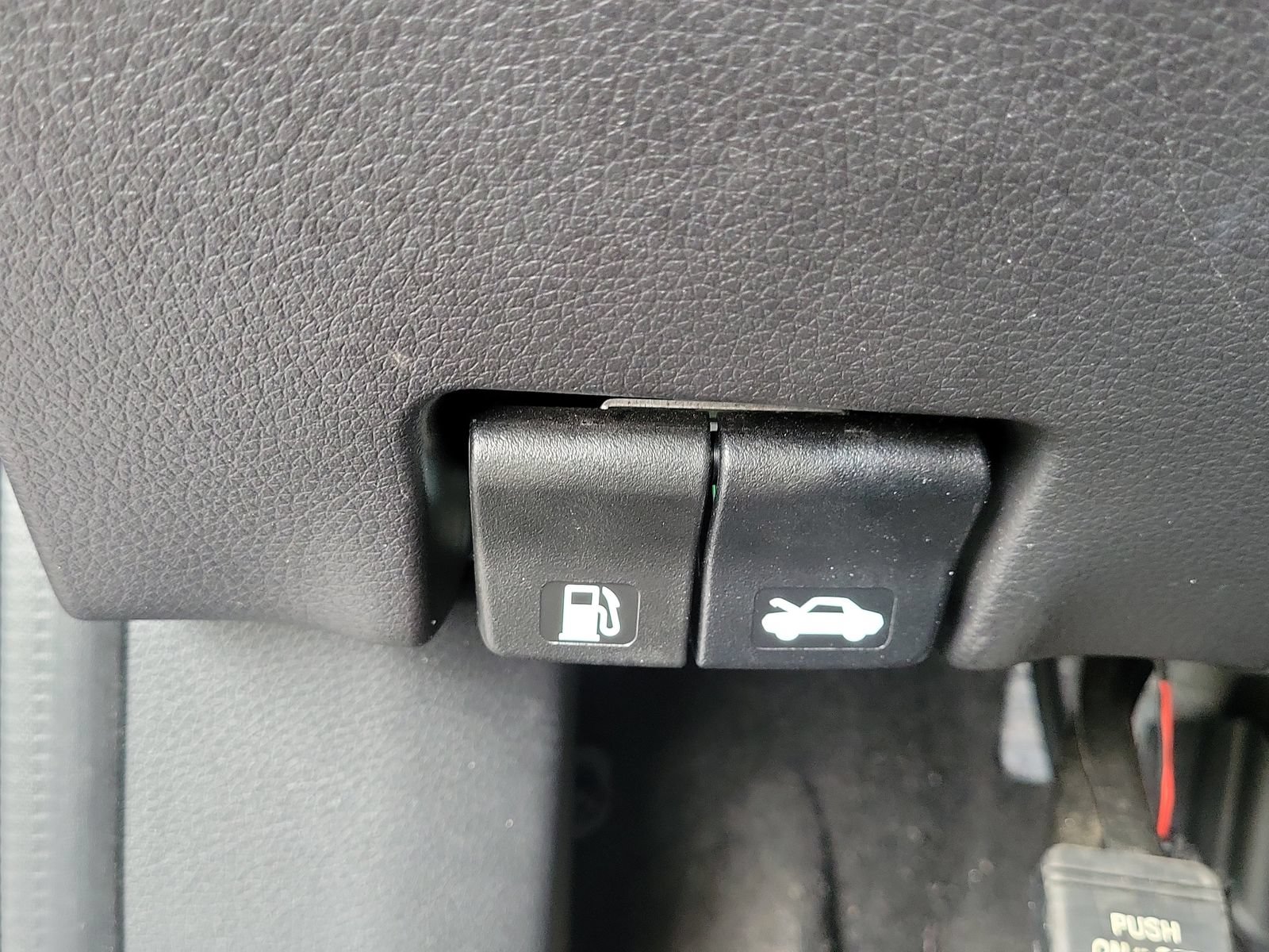 Used 2021 Nissan Rogue Sport S FWD image 10