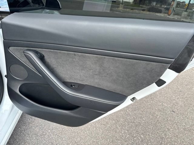 Used 2023 Tesla Model 3 Standard Range RWD image 21