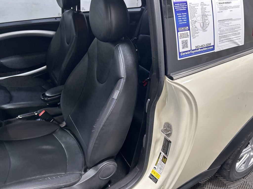 Used 2011 MINI Cooper Hardtop image 20