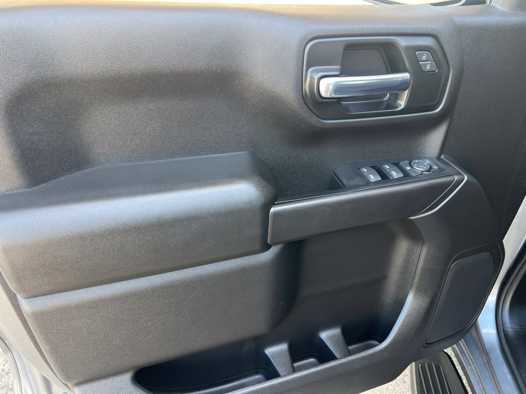 Used 2021 Chevrolet Silverado 1500 Custom AWD/4WD image 7
