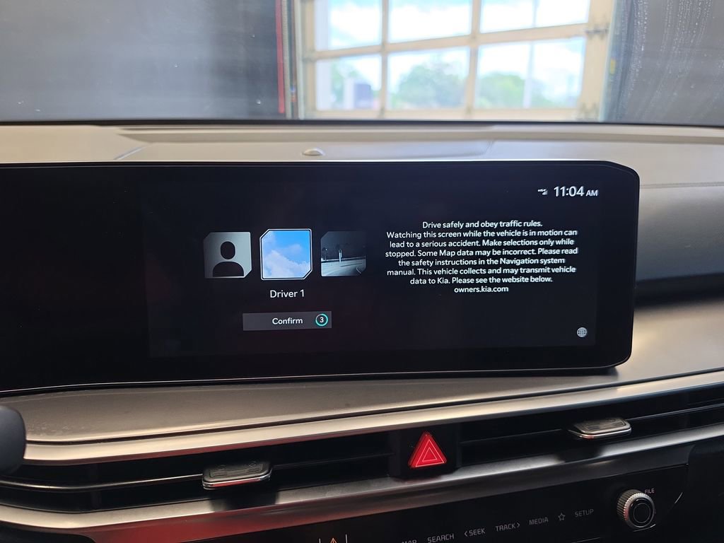 Certified 2024 Kia Sorento S w/ Panoramic Sunroof Package FWD image 25
