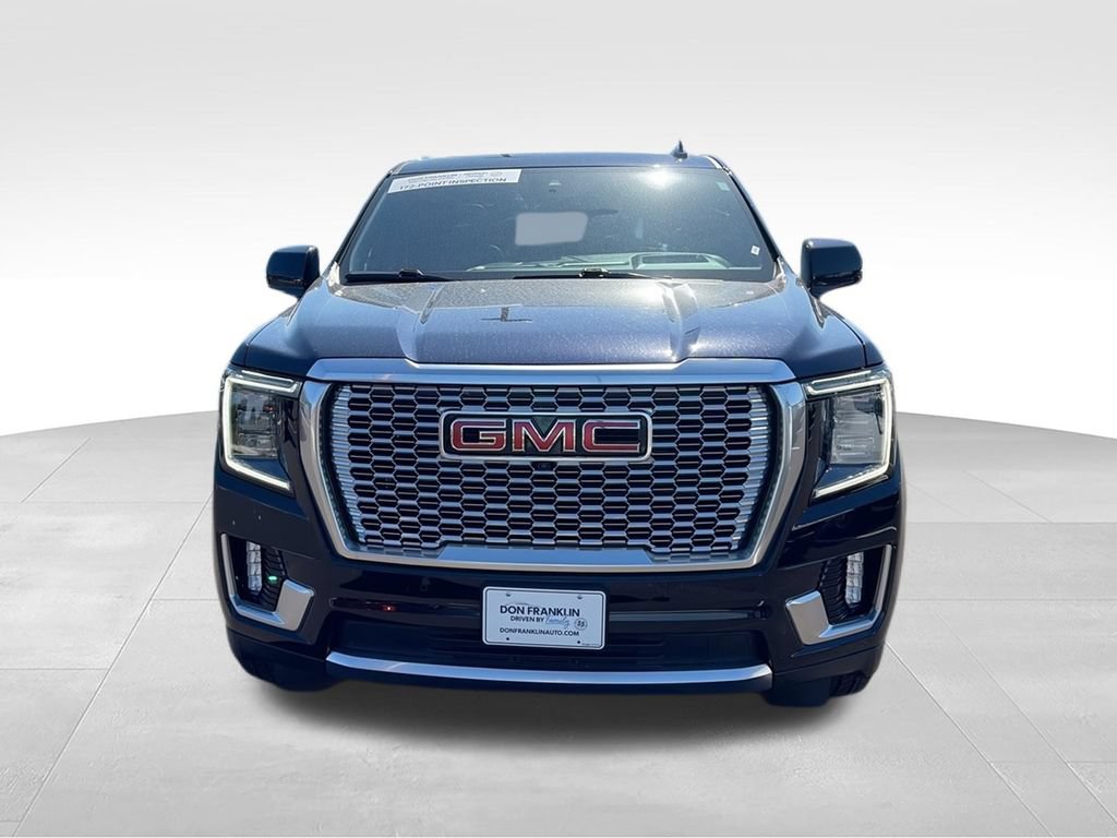 Used 2024 GMC Yukon XL Denali w/ Denali Reserve Package AWD/4WD image 3