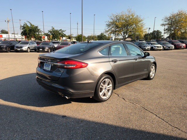 Used 2018 Ford Fusion S image 5