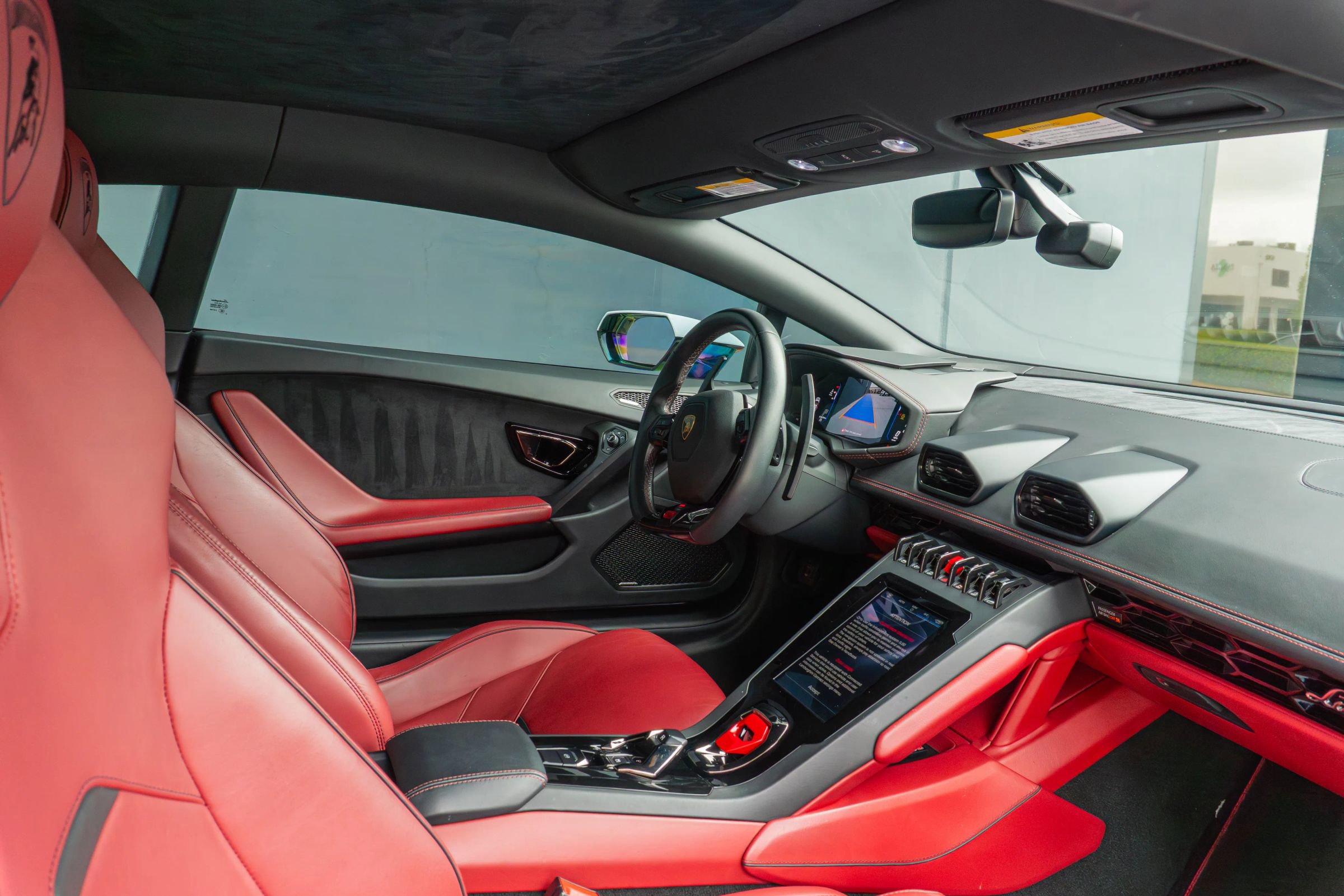 Used 2020 Lamborghini Huracan EVO image 48