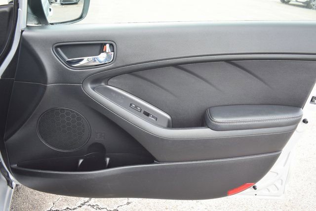 Used 2016 Kia Forte LX image 34