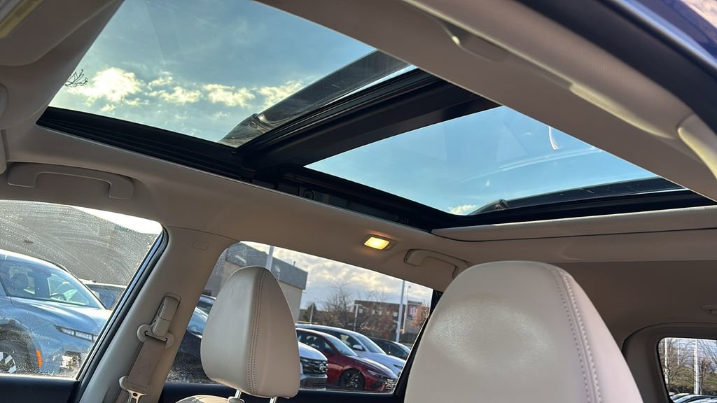 Used 2018 Nissan Rogue SL w/ Premium Package image 25