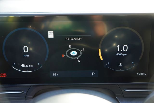 Used 2024 Hyundai Kona Limited image 35