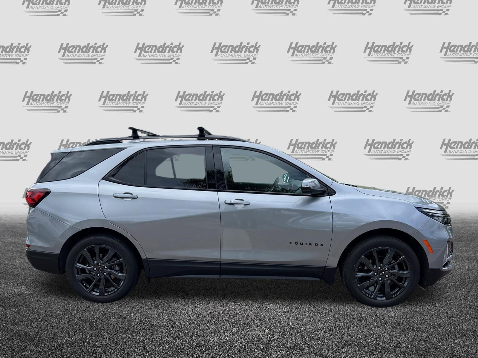 Used 2023 Chevrolet Equinox RS w/ RS Leather Package FWD image 11