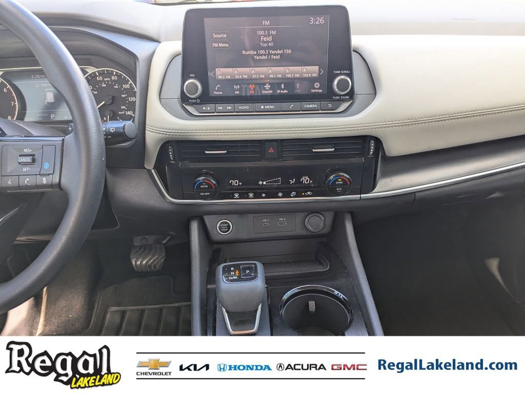 Used 2021 Nissan Rogue SV image 12