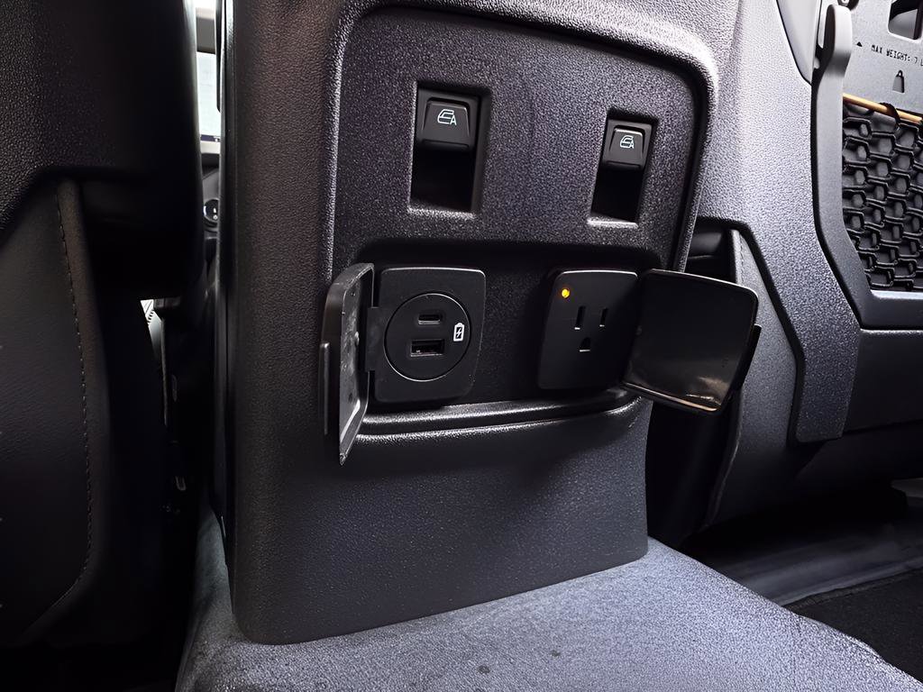 Used 2022 Ford Bronco Badlands image 22