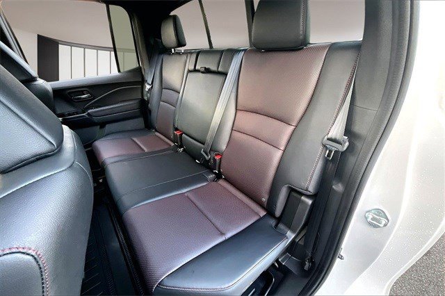 Certified 2024 Honda Ridgeline Black Edition image 22
