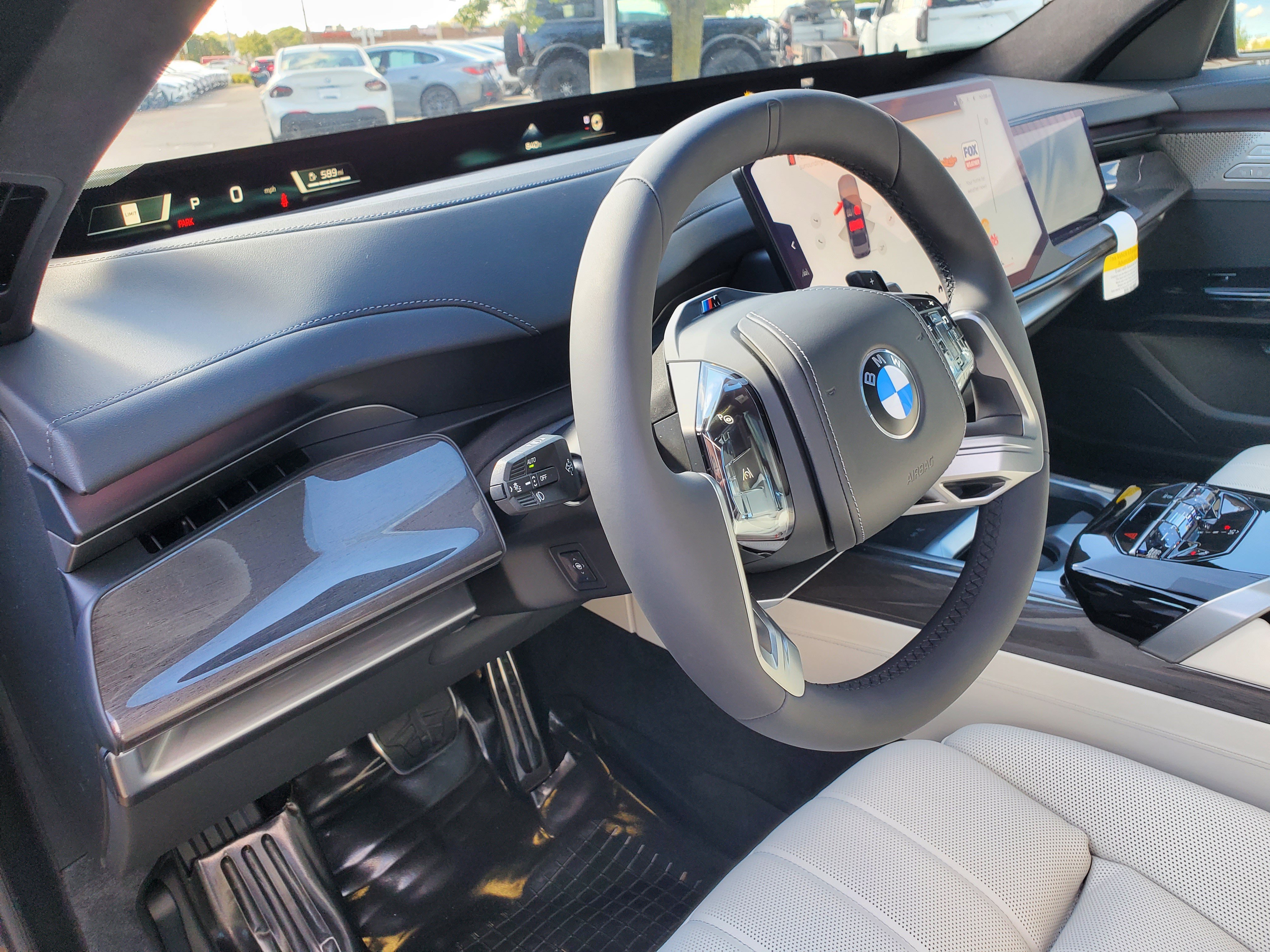 New 2027 BMW 740i xDrive w/ Executive Package AWD/4WD image 10