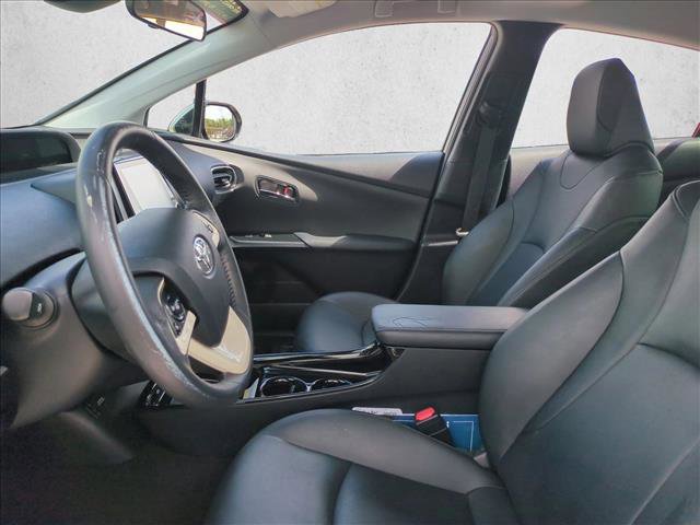 Used 2017 Toyota Prius Prime Premium image 16