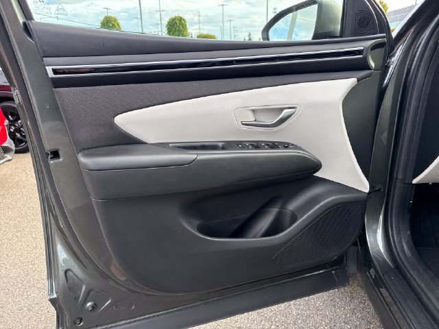 Used 2023 Hyundai Tucson SEL w/ Convenience Package AWD/4WD image 16