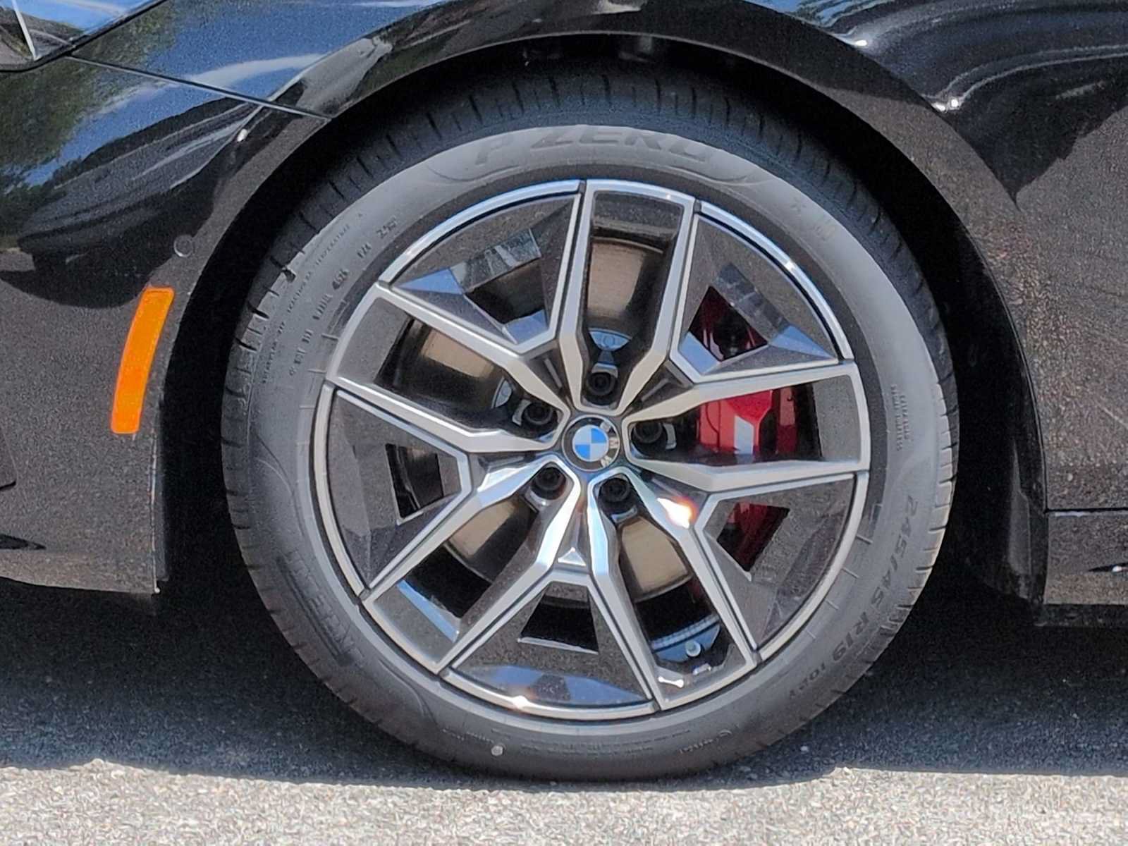 New 2026 BMW i5 w/ Executive Package AWD/4WD image 14