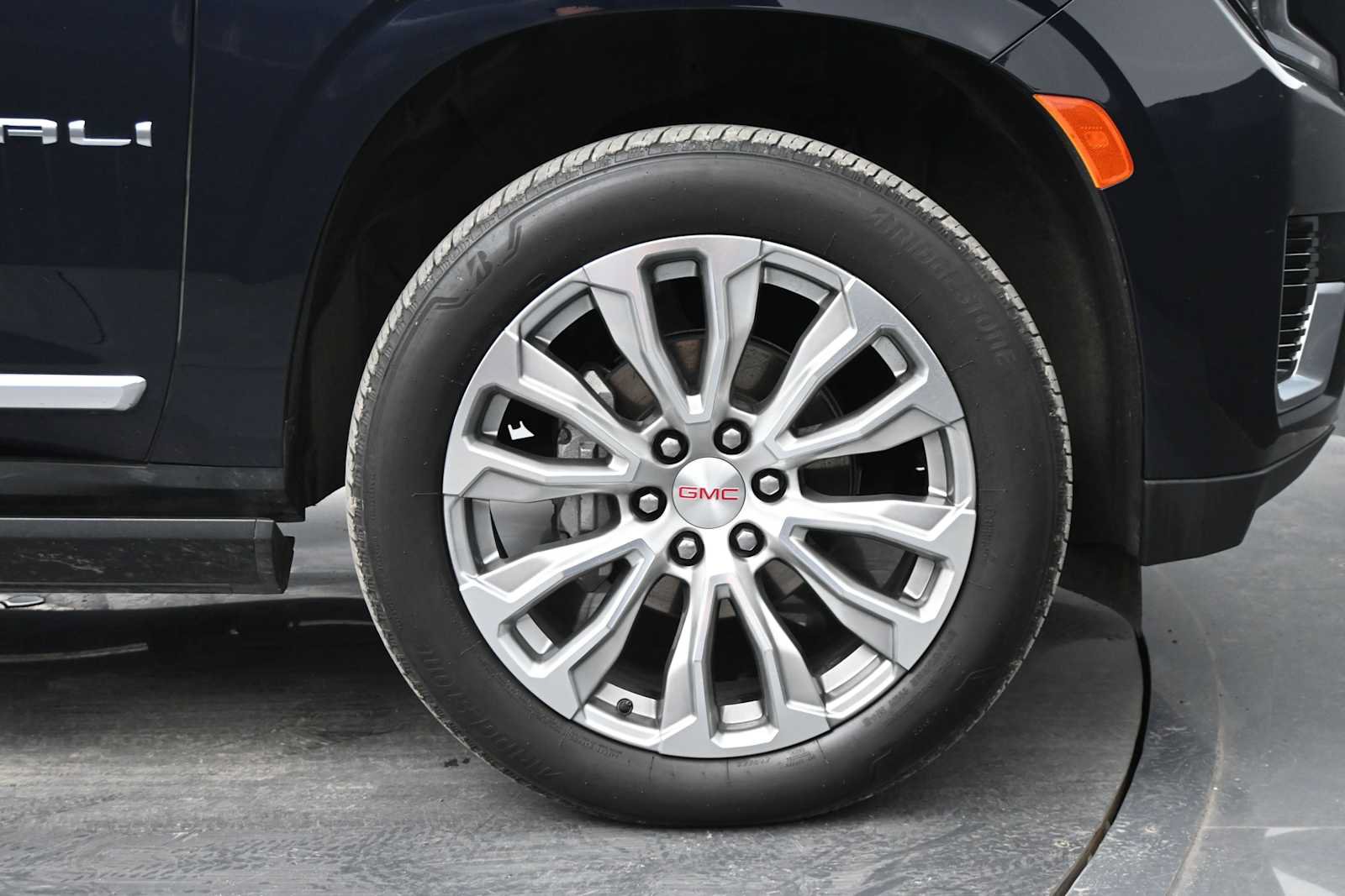 Used 2023 GMC Yukon XL Denali w/ Max Trailering Package AWD/4WD image 10