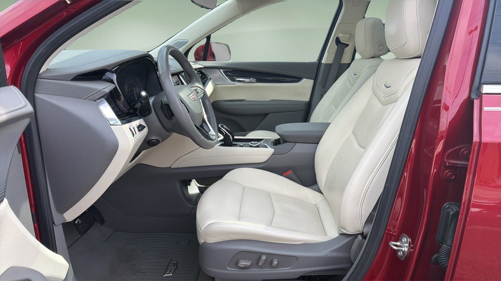 Certified 2023 Cadillac XT6 Premium Luxury w/ Technology Package image 20