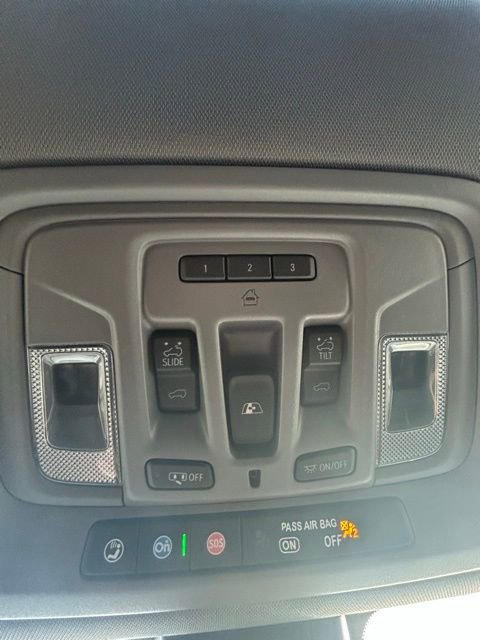 Used 2022 GMC Sierra 3500 Denali image 13