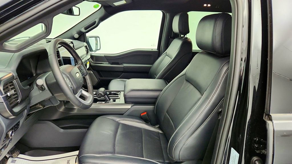 Used 2025 Ford F150 Lariat w/ Equipment Group 501A Mid image 18