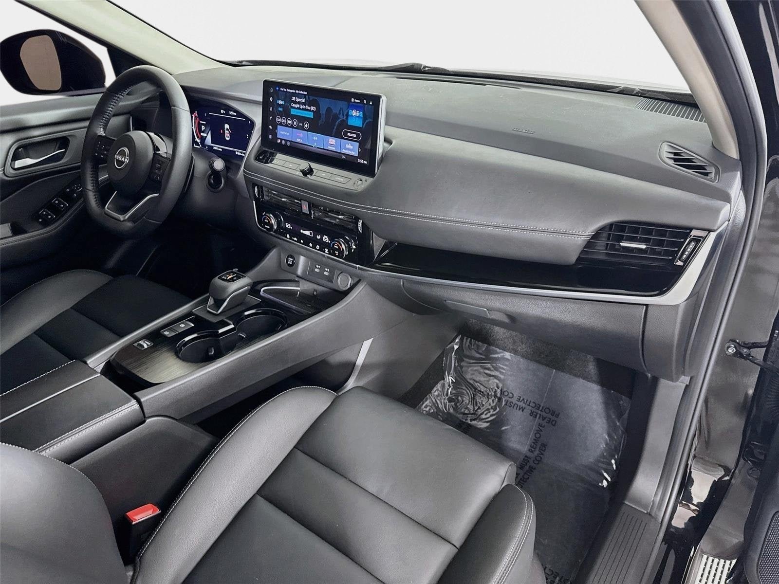 Certified 2024 Nissan Rogue SL FWD image 30