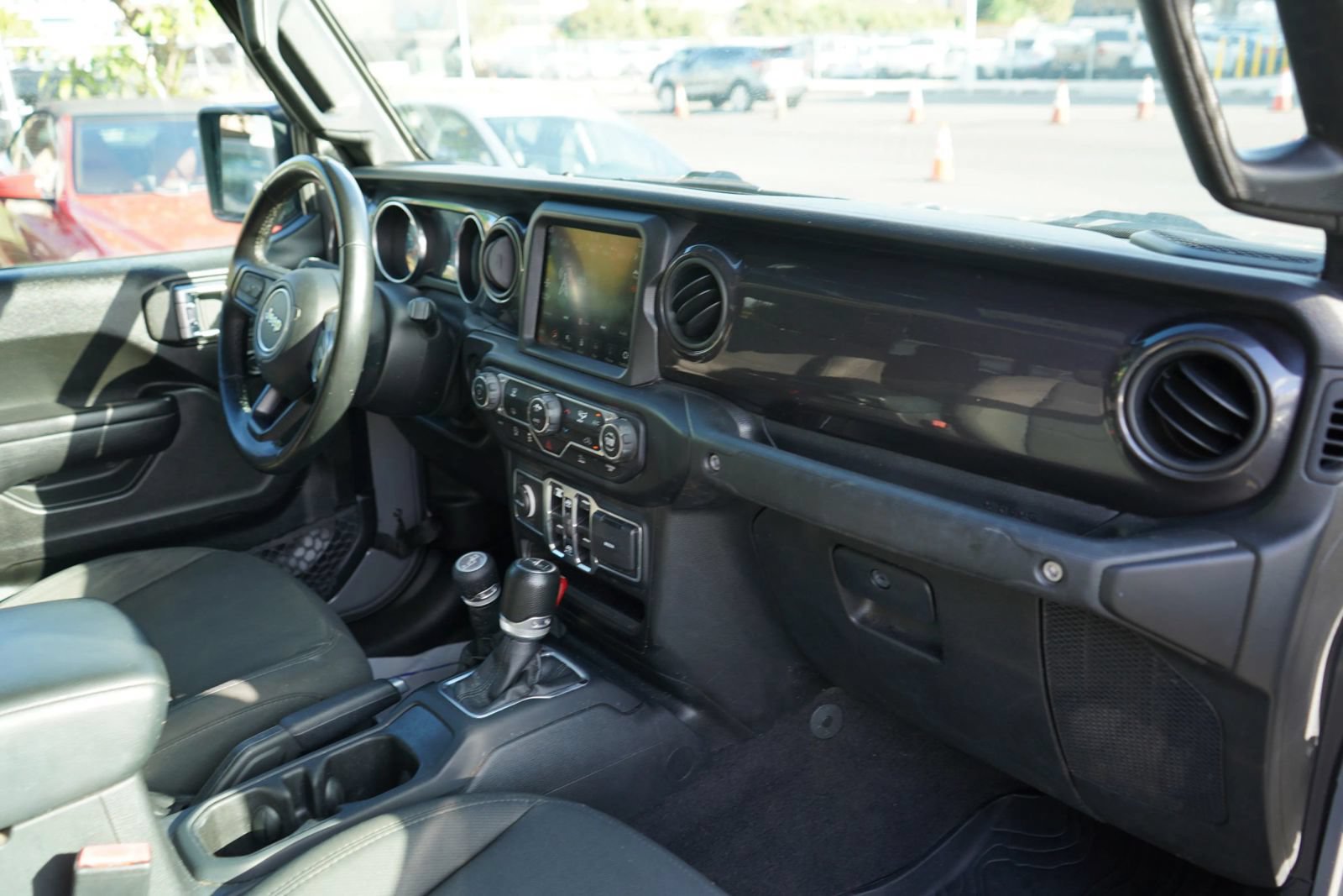 Used 2021 Jeep Gladiator Sport AWD/4WD image 17
